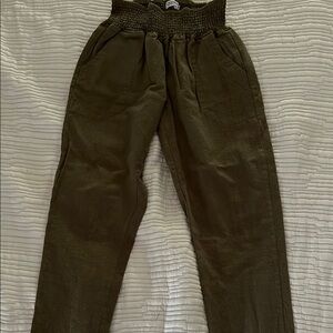 Emme Mama Maternity and Postpartum Linen Pants-green